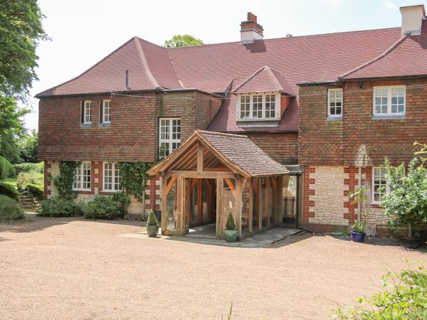 Coombe Place House | Meonstoke | South Of England | Self Catering ...