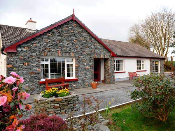 The Lodge | Beaufort, County Kerry | Beaufort Bridge | Self Catering ...