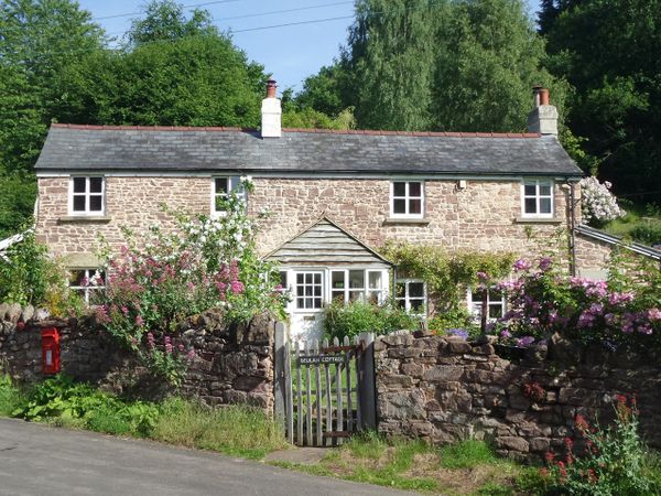 Beulah Cottage | Littledean | Green Bottom | Self Catering Holiday Cottage