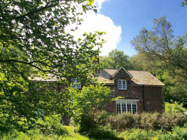 Heyden Cottage | Minehead | Troytes Fm | Dorset And Somerset | Self ...