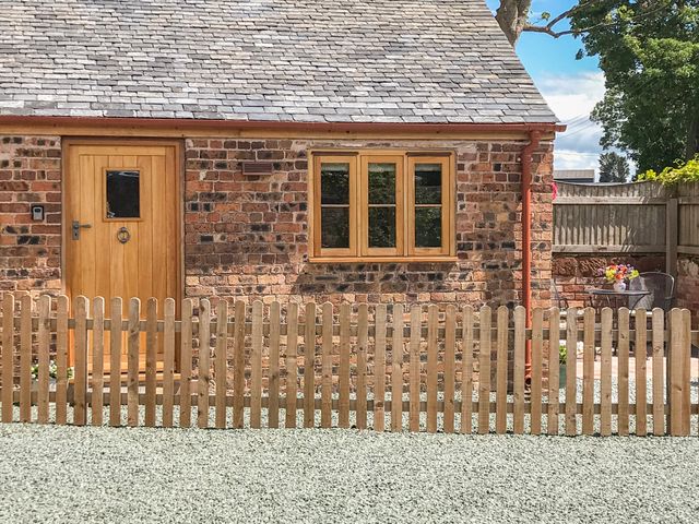 The Tractor Shed - 1000425 - photo 3