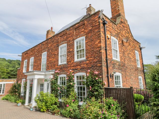 The Manor House - 1000748 - photo 2