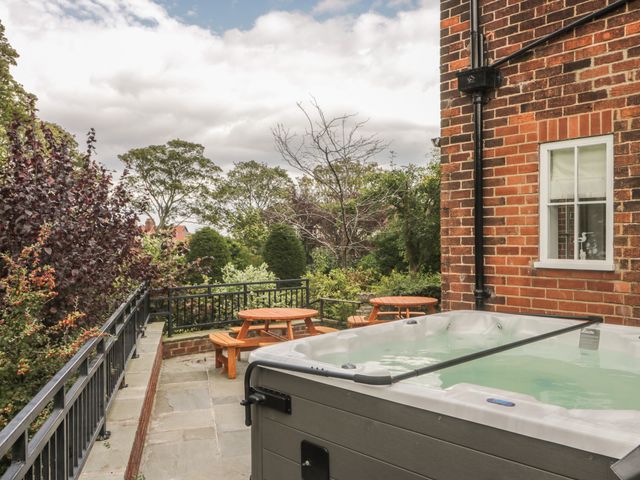 The Manor House - 1000748 - photo 3