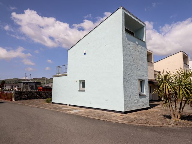 1 South Snowdon Wharf - 1001035 - photo 3