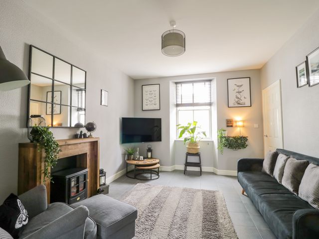 8 Bridge Street - 1004341 - photo 5