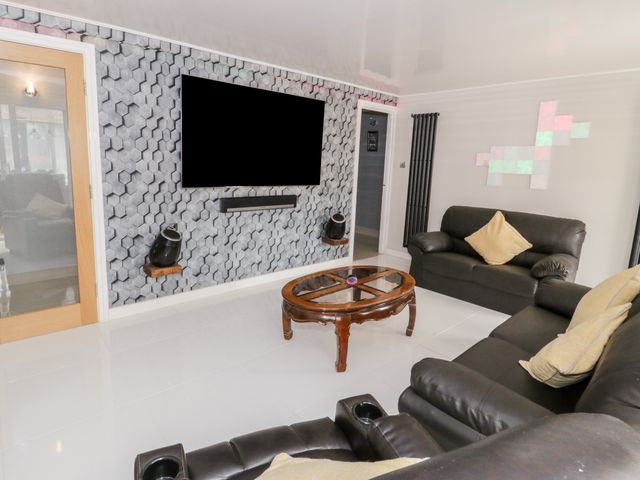 Ground floor flat - 1007664 - photo 4