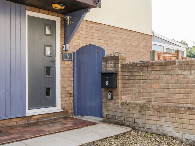 Ground floor flat - 1007664 - photo 2