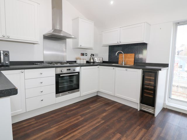 8 Marina View - 1007834 - photo 4