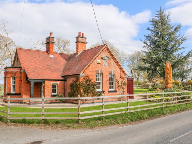 South Lodge - Longford Hall Farm Holiday Cottages - 1008092 - photo 4