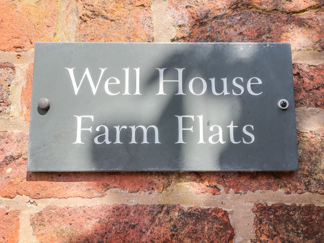 Well House Farm Flat 1 - 1008377 - photo 4