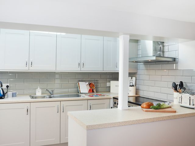 Brook Cottage - 1008737 - photo 4
