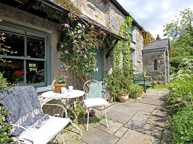 Buck Cottage - 1008747 - photo 2