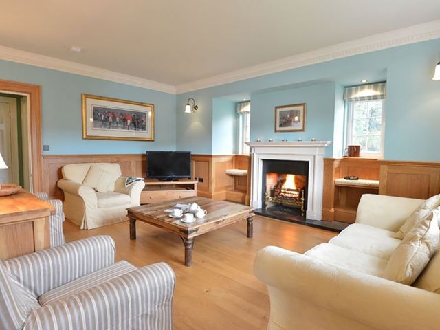 Dinas Noddfa - 1008806 - photo 2