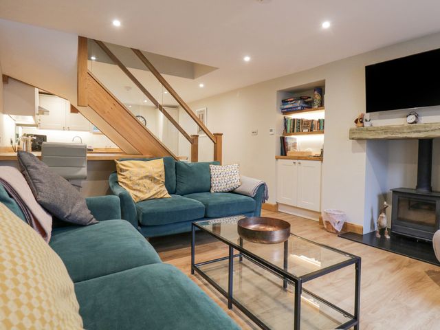 St Mary's Cottage - 1010723 - photo 2