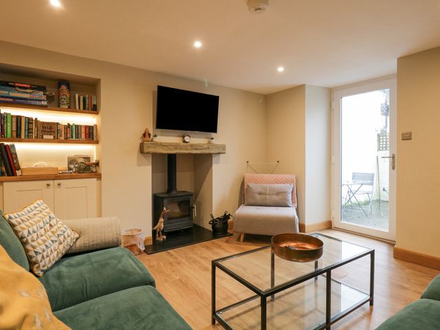 St Mary's Cottage - 1010723 - photo 3
