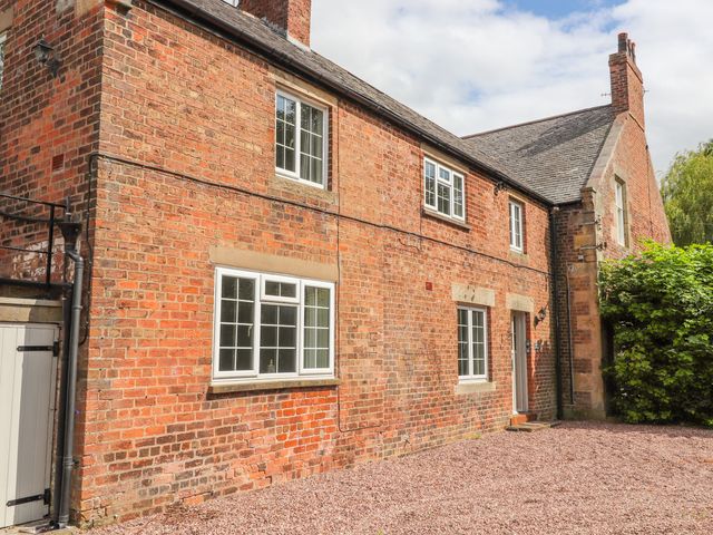Well House Farm Flat 2 - 1012694 - photo 2
