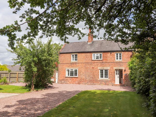 Well House Farm Flat 2 - 1012694 - photo 4