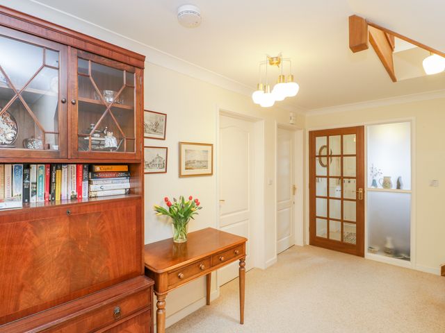 27 Wick Lane - 1012793 - photo 4