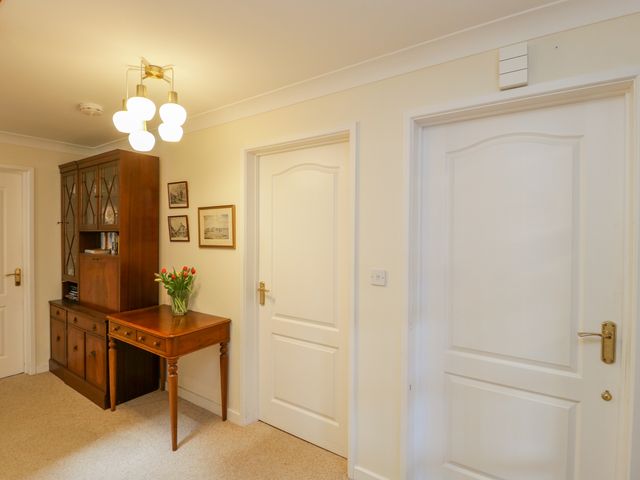 27 Wick Lane - 1012793 - photo 5