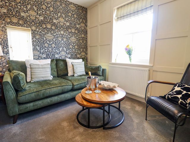 Gavel Cottage - 1015648 - photo 1