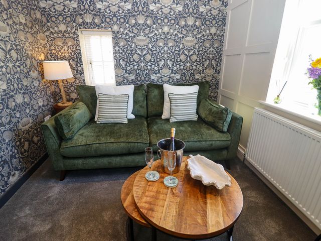 Gavel Cottage - 1015648 - photo 2