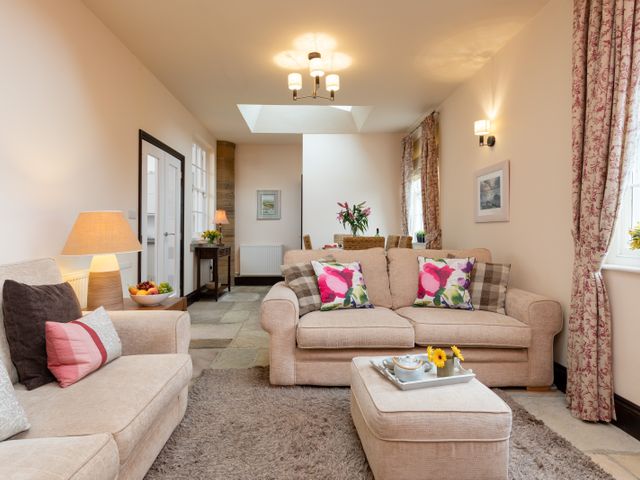 Ann's Cottage (Mews) - 1015784 - photo 4