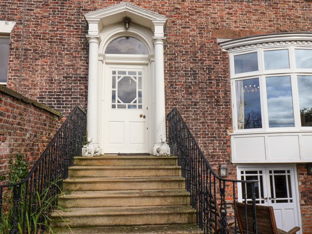 12 St Hilda's - 1015801 - photo 3