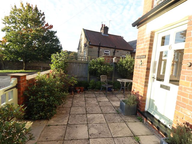 Arden House - 1015842 - photo 2