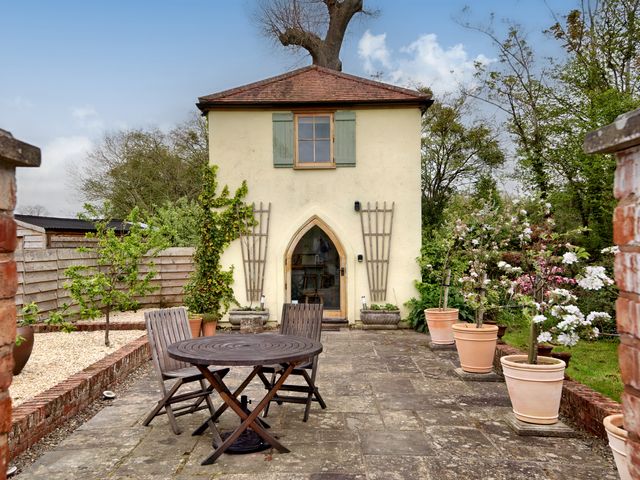 The Folly - 1017938 - photo 3