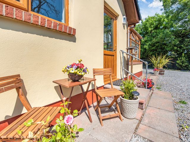 Covert Farm Cwtch - 1020503 - photo 2