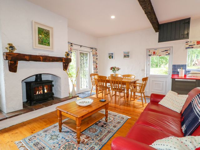 Quiet Waters Cottage - 1020545 - photo 3