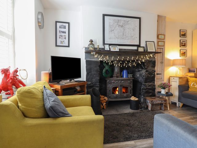 3 Barlwyd Terrace - 1020746 - photo 3