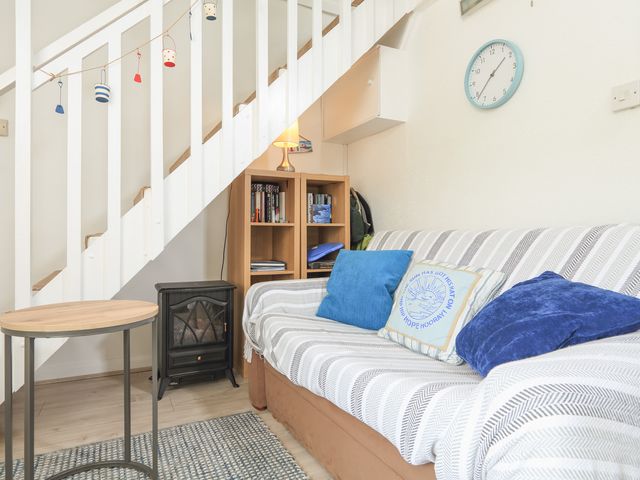 4 Thornlea Mews - 1021183 - photo 4