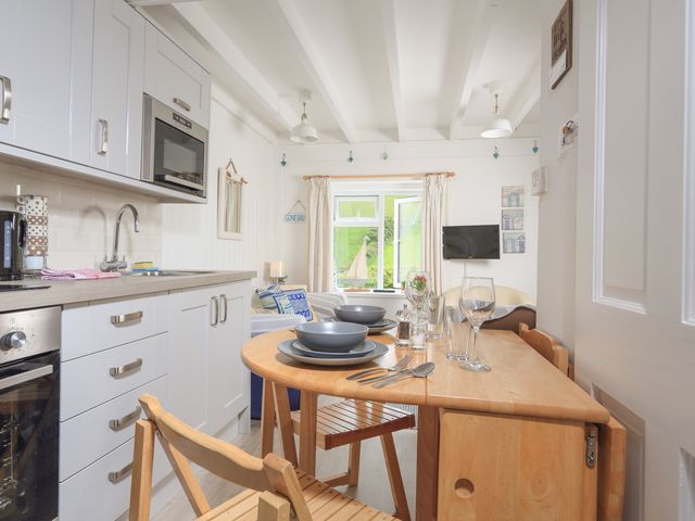 4 Thornlea Mews - 1021183 - photo 5