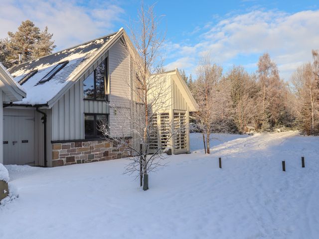 Red Deer Lodge - 1024775 - photo 2