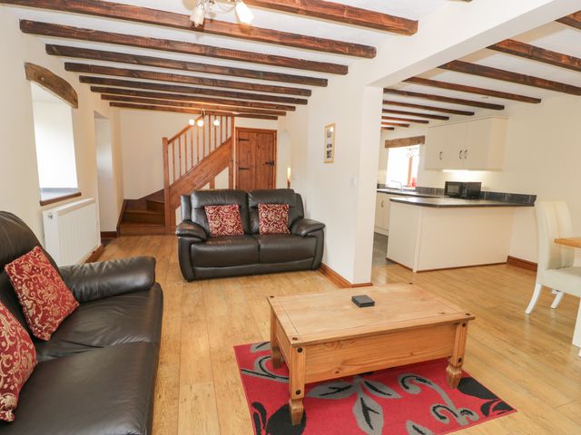 Stabal-y-Gwedd - 10261 - photo 5