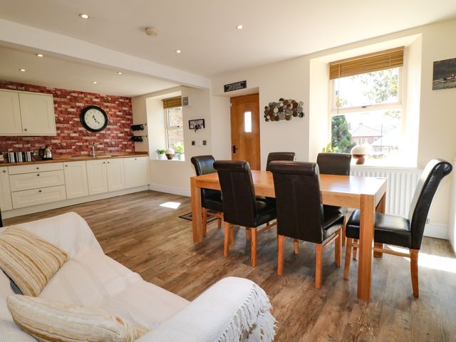 2 Snape Hill - 1035228 - photo 4