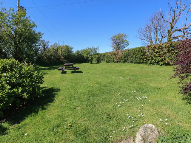 Ty-Newydd Cottage - 1036267 - photo 2