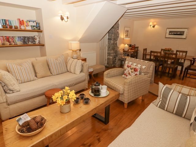 1 Cheriton Row - 1036422 - photo 4