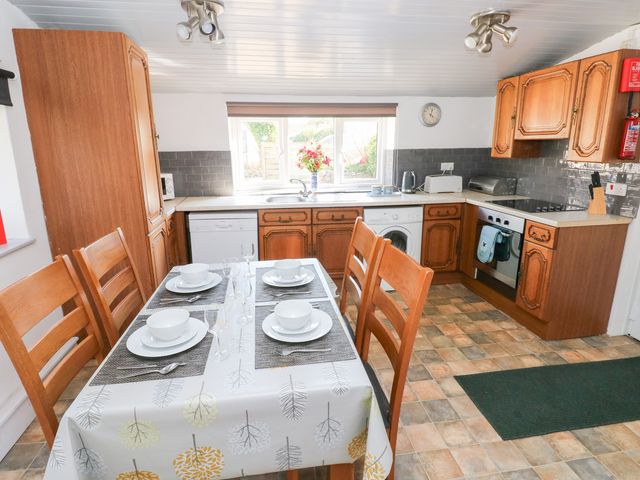Barn Court Cottage - 1037109 - photo 3