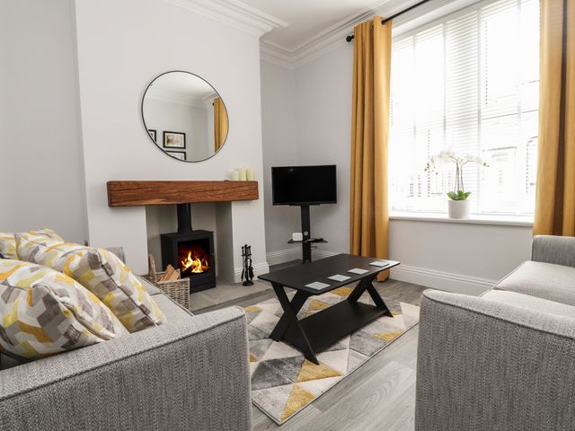 Acorn Cottage - 1037180 - photo 4