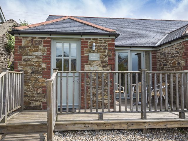 4 Keeper's Cottage, Hillfield Village - 1037313 - photo 2