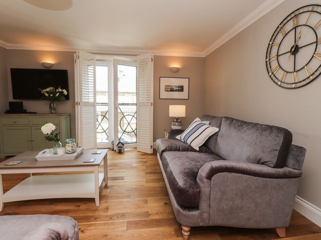 4 Fishermans Wharf - 1038316 - photo 4