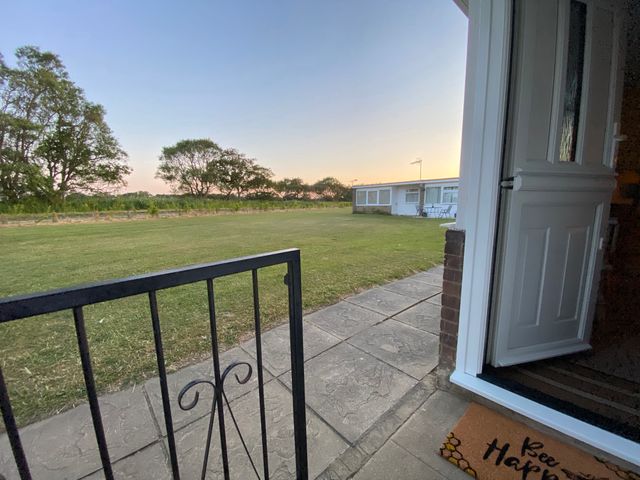 246 California Road - 1038734 - photo 2