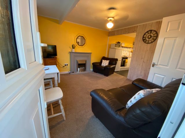 246 California Road - 1038734 - photo 3