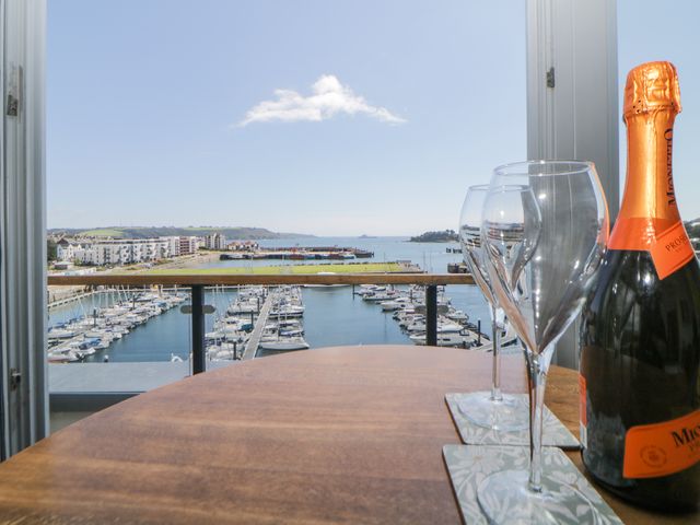 The Penthouse, Phoenix Quay - 1038833 - photo 3