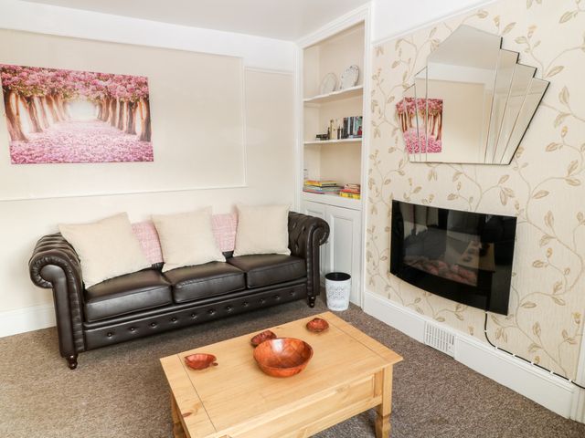 The Vale - 1038922 - photo 4