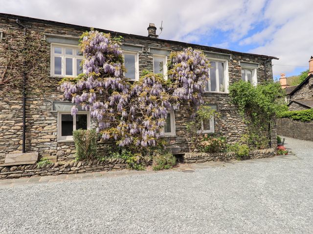 Hart Head Barn - 1041027 - photo 1