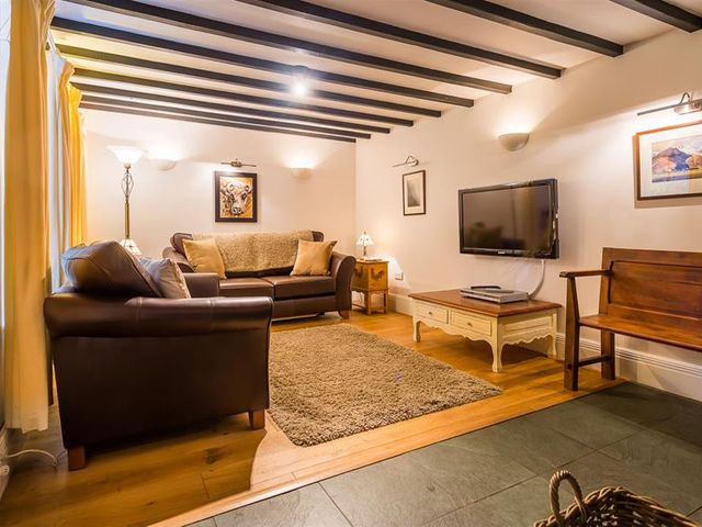 Dove Holme Cottage - 1041034 - photo 4