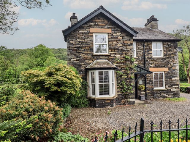Newby Bridge House - 1041164 - photo 2